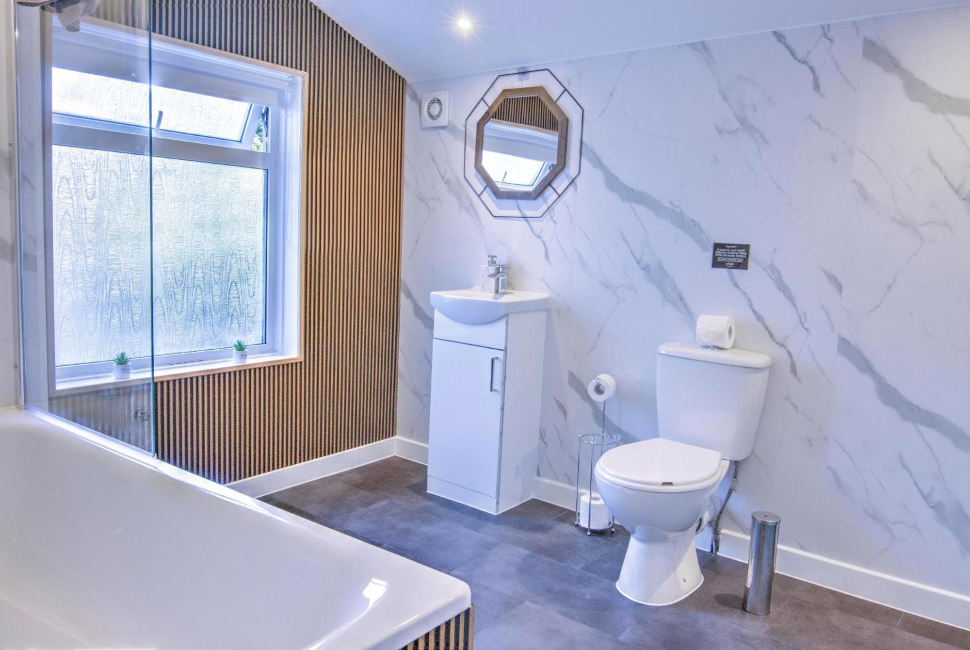 Stunning Brand New Home In St George Bristol Bagian luar foto