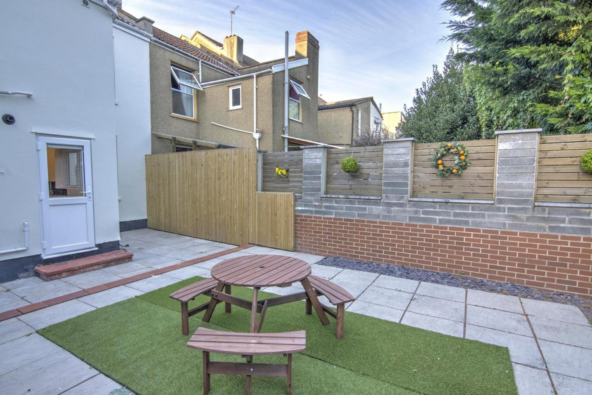 Stunning Brand New Home In St George Bristol Bagian luar foto