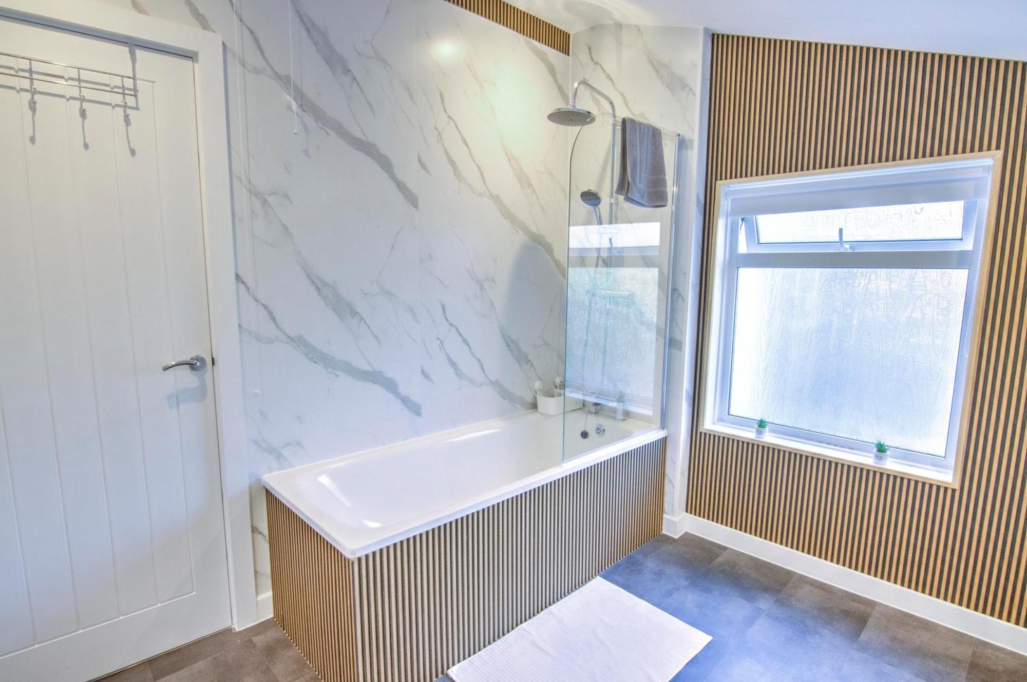 Stunning Brand New Home In St George Bristol Bagian luar foto